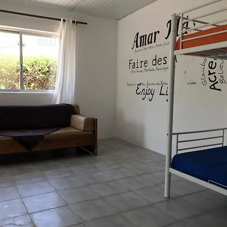 אכסניה Amoreira אלבור